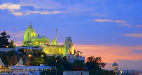 Hyderabad Tour Package with Ramoji Film City-Wonderla 3N/4D